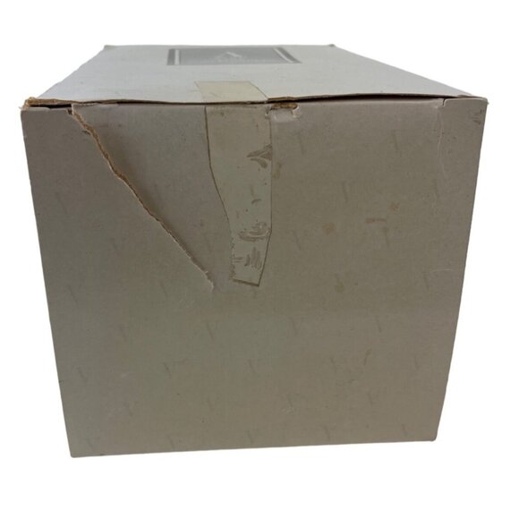 Avon Fine Collectibles 1995 Santa Claus Porcelain Figure Christmas Vintage - Picture 11 of 13